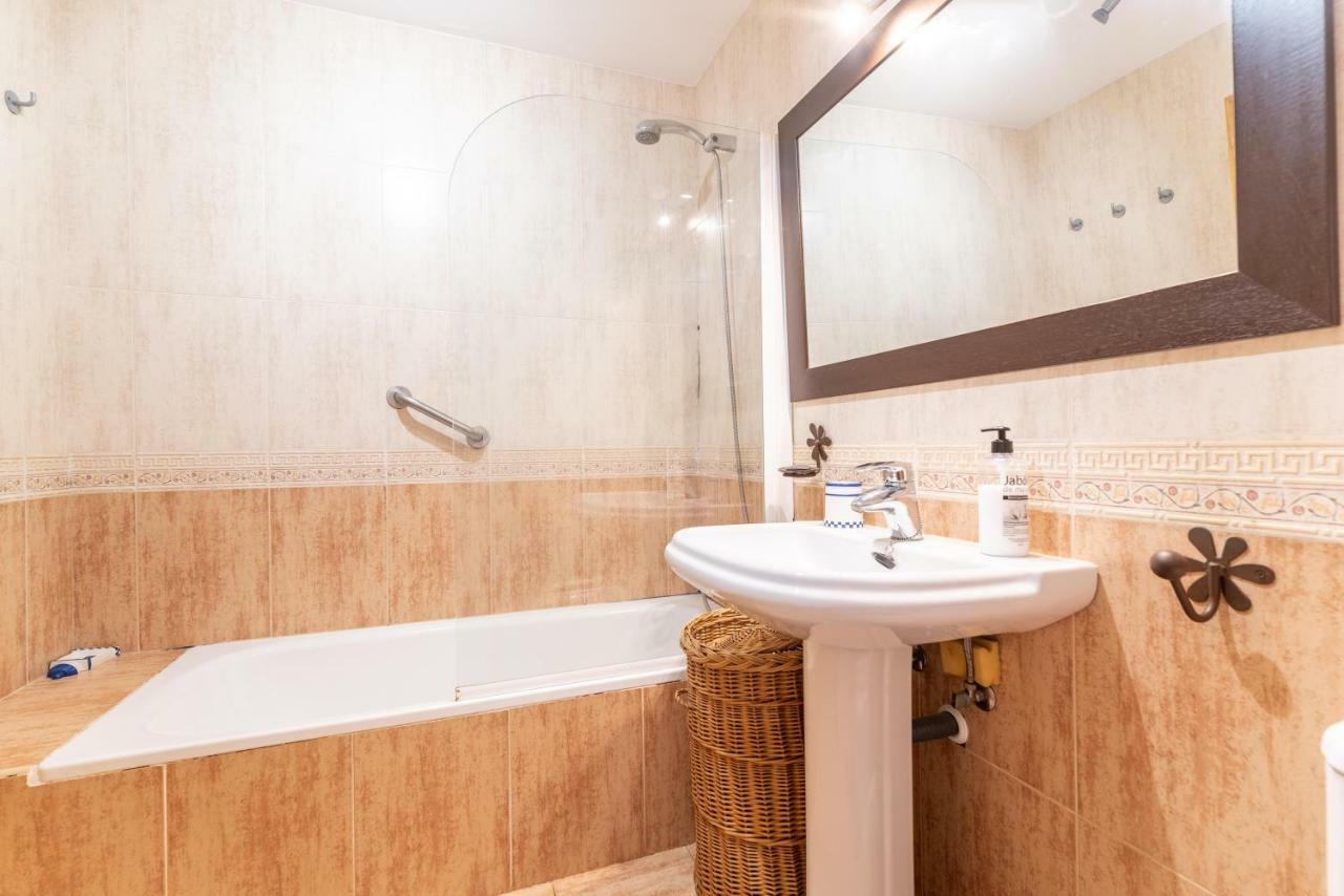 Apartamento La Isletilla Apartment อัลเมรีอา ภายนอก รูปภาพ