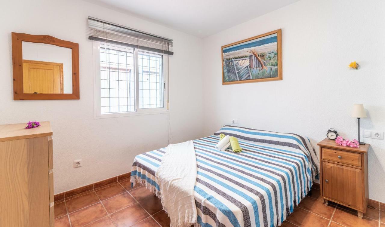 Apartamento La Isletilla Apartment อัลเมรีอา ภายนอก รูปภาพ